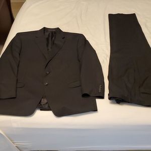 Chaps black suit 2 piece 46 R jacket + pants